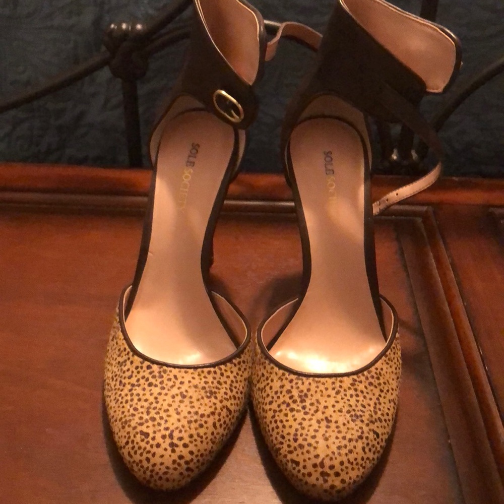 Brown Heels - Picture 4 of 4